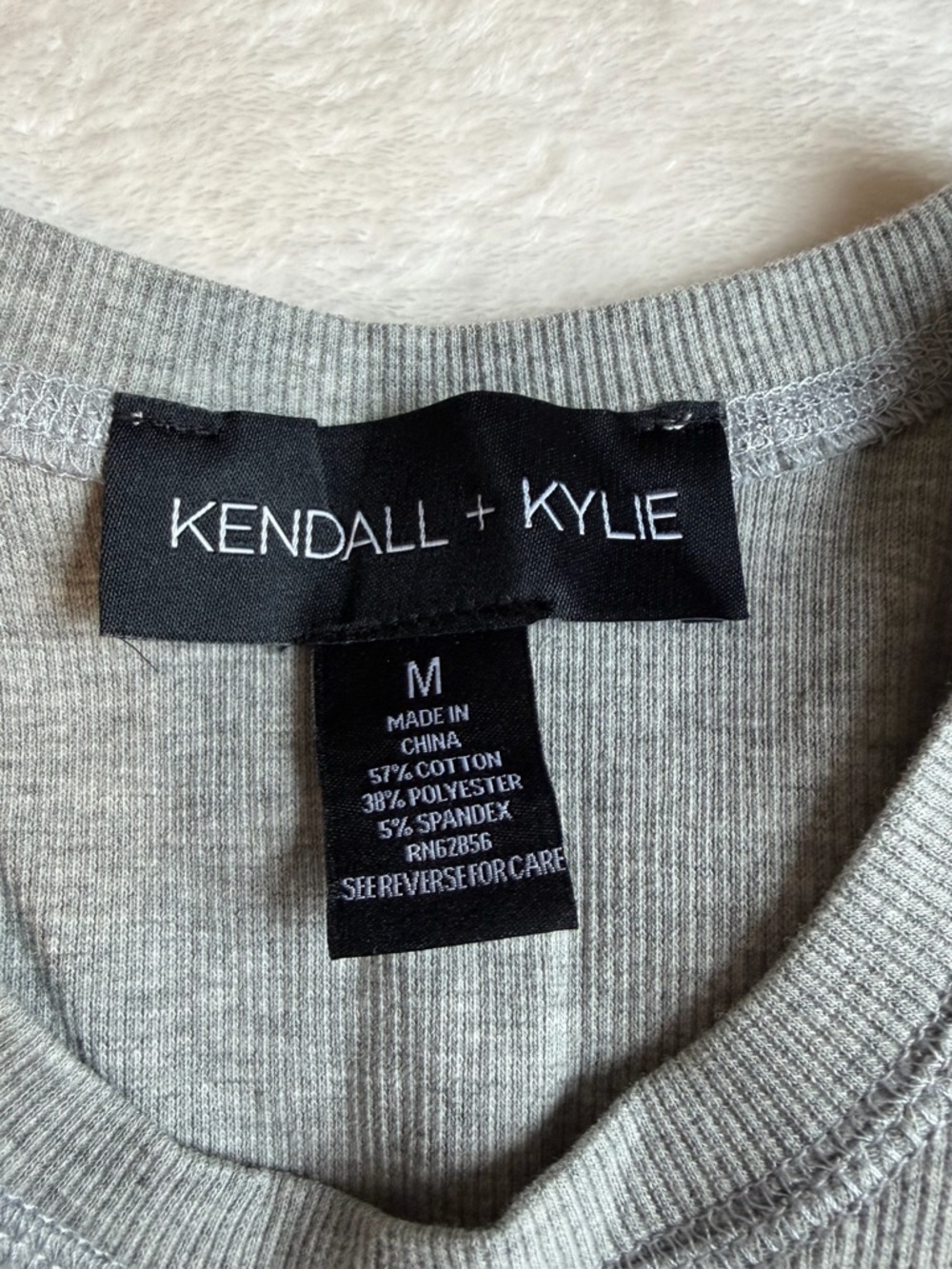 Kendall & Kylie Gray Ribbed Racerback Tank Top - Picture 3 of 3